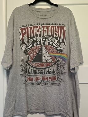 4XL Liquid Blue Pink Floyd Carnegie Hall Graphic Tee Grey